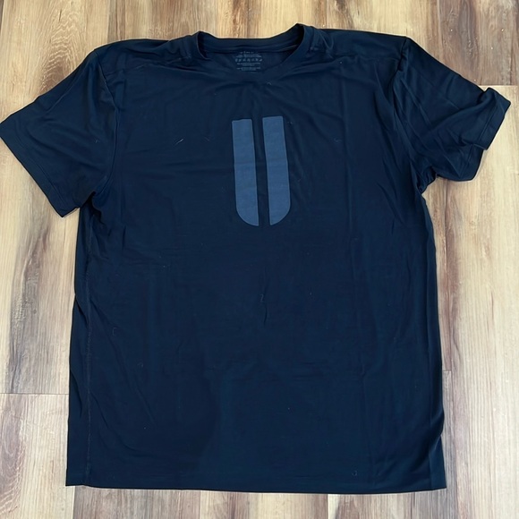 Nobull Horns Tee - Picture 1 of 3